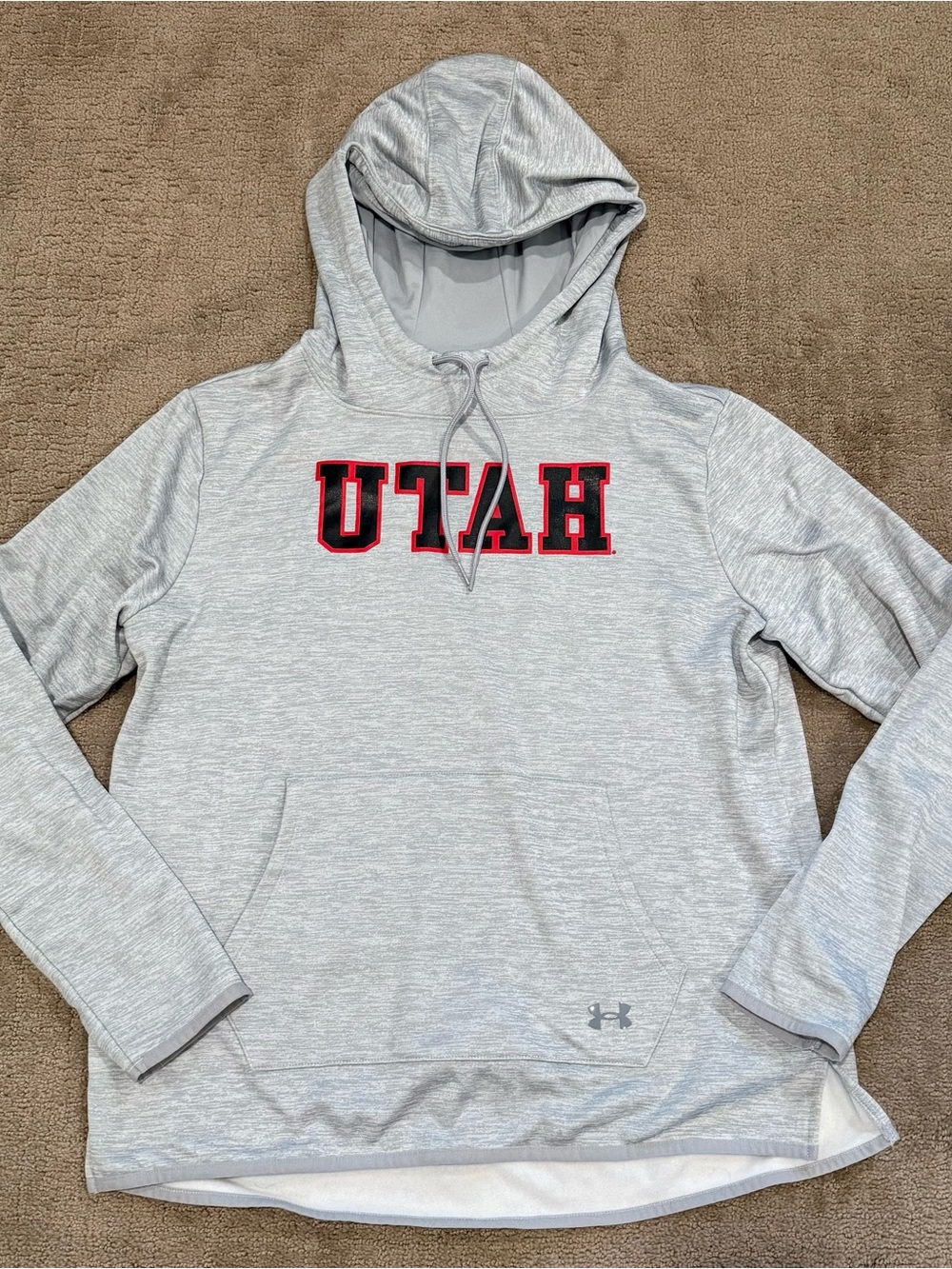 Women’s Under Armour University of Utah Utes Hoodie Tagged L Fits Like M